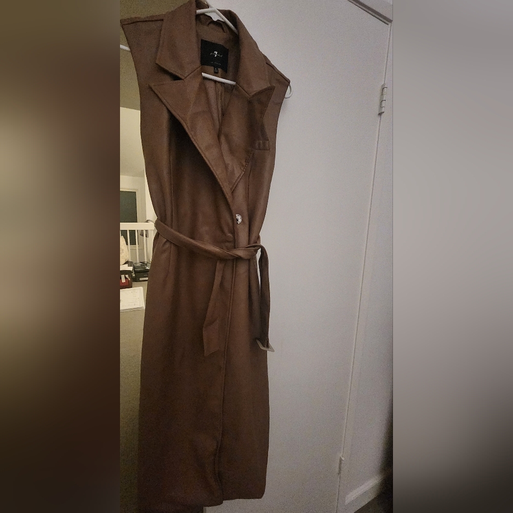 Brown Sleeveless Trench Coat